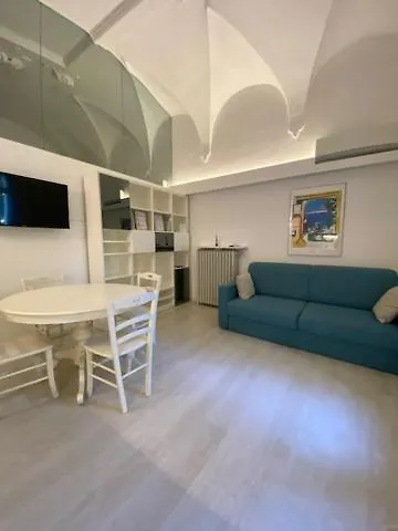 Holiday home Duomo26 Boutique Apartment Desenzano del Garda Italy
