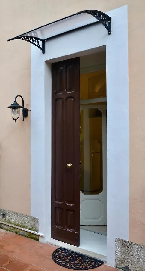 Holiday home Duomo26 Boutique Apartment Desenzano del Garda